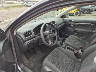 Volkswagen Golf 1.2 tsi trendline bluemotion picture 6