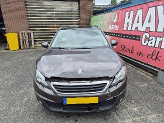 Peugeot 308 1.6 BlueHDI Blue Lease Executive picture 6