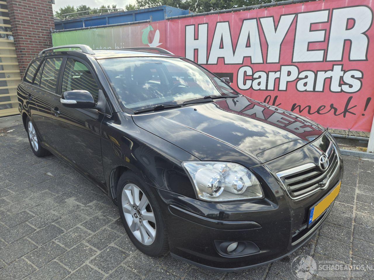 Toyota Avensis 2.0 vvti luna