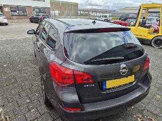Opel Astra sports tourer 1.4 turbo edition picture 5