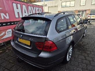 BMW 3-serie 318 i touring picture 4