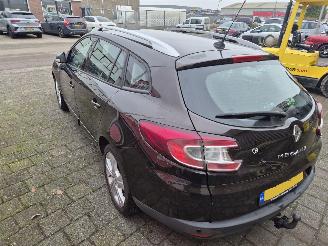 Renault Mégane 1.5 dci Bose picture 8