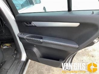 Mercedes R-klasse R (W251), MPV, 2005 / 2014 3.0 320 CDI 24V 4-Matic picture 13