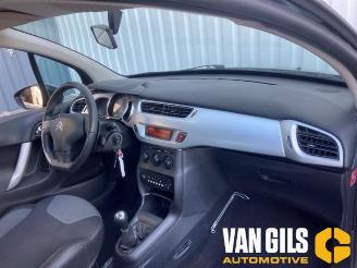 Citroën C3 C3 (SC), Hatchback, 2009 / 2016 1.1 picture 14