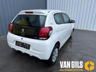 Peugeot 108 108, Hatchback, 2014 1.0 12V picture 2