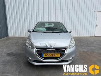 demontáž osobní automobily Peugeot 208 208 I (CA/CC/CK/CL), Hatchback, 2012 / 2019 1.0 Vti 12V PureTech 2013/2