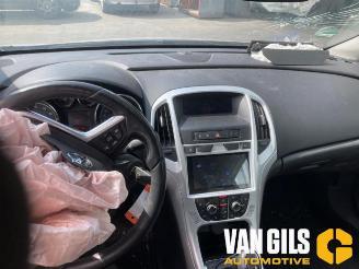 Opel Astra Astra J Sports Tourer (PD8/PE8/PF8), Combi, 2010 / 2015 1.4 16V ecoFLEX picture 18