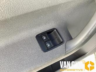 Volkswagen Caddy Caddy III (2KA,2KH,2CA,2CH), Van, 2004 / 2015 2.0 SDI picture 11