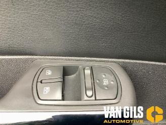 Opel Corsa Corsa D, Hatchback, 2006 / 2014 1.4 16V Twinport picture 11