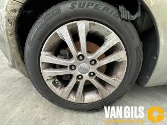 Kia Cee d Cee'd (JDB5), Hatchback 5-drs, 2012 / 2018 1.6 GDI 16V picture 15