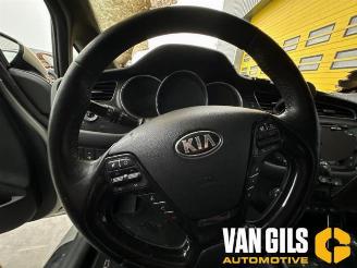 Kia Cee d Cee'd (JDB5), Hatchback 5-drs, 2012 / 2018 1.6 GDI 16V picture 17