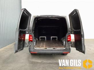 Volkswagen Transporter Transporter/Caravelle T6, Bus, 2015 2.0 TDI 204 4Motion picture 9