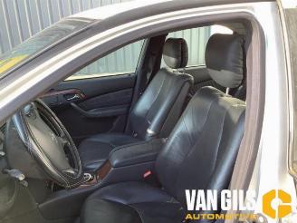 Mercedes S-klasse S (W220), Sedan, 1998 / 2005 3.2 S-320 18V picture 16