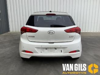demontáž osobní automobily Hyundai I-20 i20 (GBB), Hatchback, 2014 / 2020 1.2i 16V 2015/3