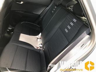 Kia Stonic Stonic (YB), SUV, 2017 1.0i T-GDi 12V Eco-Dynamics+ picture 17