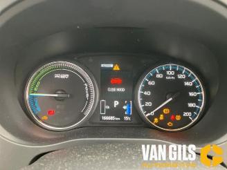 Mitsubishi Outlander Outlander (GF/GG), SUV, 2012 / 2022 2.0 16V PHEV 4x4 picture 19