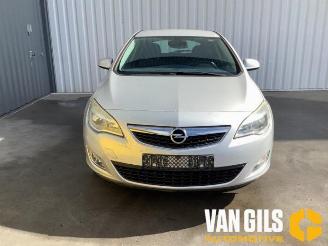 demontáž osobní automobily Opel Astra Astra J (PC6/PD6/PE6/PF6), Hatchback 5-drs, 2009 / 2015 1.4 Turbo 16V 2011/6