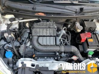 Suzuki Celerio Celerio (LF), Hatchback 5-drs, 2014 1.0 12V Dualjet picture 17