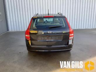 demontáž osobní automobily Kia Cee d Cee'd Sporty Wagon (EDF), Combi, 2007 / 2012 1.4 16V 2011/7