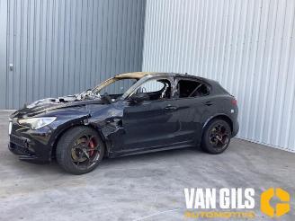 demontáž osobní automobily Alfa Romeo Stelvio Stelvio (949), SUV, 2017 2.9 Bi-Turbo V6 24V Q4 2020/9