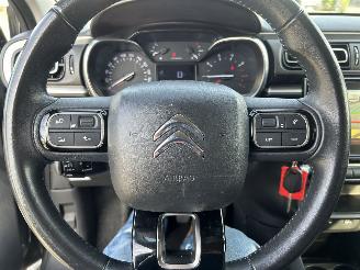 Citroën C3 1.2 PureTech Shine picture 17