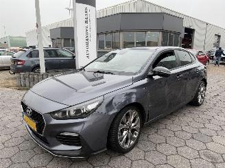 uszkodzony samochody osobowe Hyundai I-30 Fastback 1.4 T-GDI N Line 2019/12