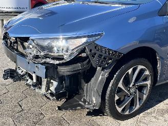 Toyota Auris Touring Sports 1.2T Dynamic picture 8