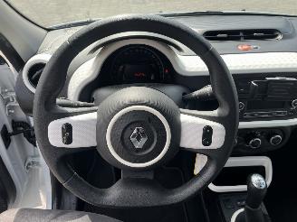 Renault Twingo 1.0 SCe Collection picture 17