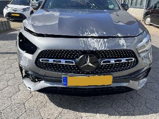 Mercedes GLA 250 e AMG Line AUTOMAAT picture 14