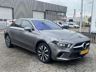 Mercedes A-klasse 250 e Premium AUTOMAAT picture 3