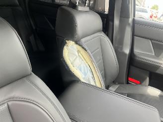 Hyundai Santa Fe 1.6 T-GDI PHEV Black Line 4WD 6persoons picture 16