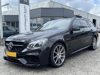 krockskadad bil auto Mercedes E-klasse Estate 63 AMG S 4MATIC 585PK AUTOMAAT 2015/1