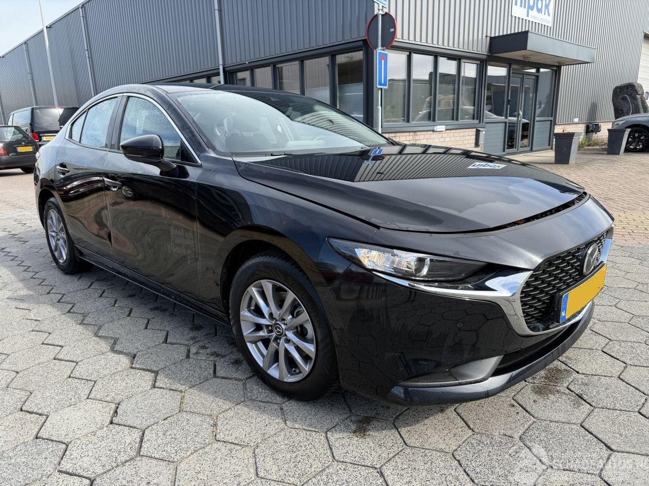 Mazda 3 2.0 e-SkyActiv-G M Hybrid 122 Comfort