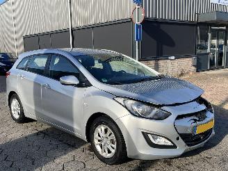 škoda osobní automobily Hyundai I-30 Wagon 1.4 2014/12