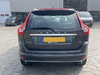 Volvo Xc-60 2.0 T5 FWD R-Design AUTOMAAT picture 5