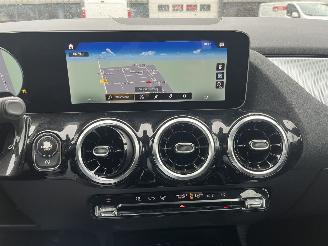 Mercedes B-klasse 200 Solution Plus AUTOMAAT picture 18