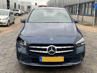 Mercedes B-klasse 200 Solution Plus AUTOMAAT picture 2