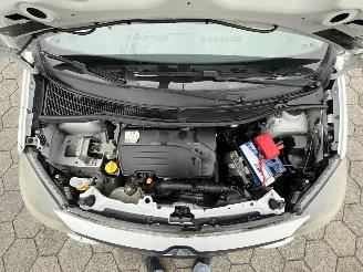 Renault Twingo 1.2 16V Acces picture 7