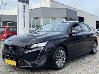 Damaged car Peugeot 308 1.2 PureTech Active Pack Business 2022/1