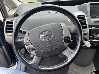 Toyota Prius 1.5 VVT-i picture 15