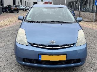 Toyota Prius 1.5 VVT-i picture 2