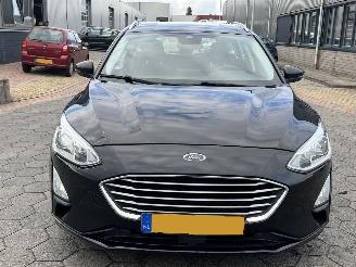 Ford Focus Wagon 1.0 EcoBoost Trend Edition Business picture 2