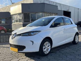 krockskadad bil auto Renault Zoé R90 Life 41 kWh 2017/12