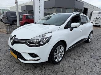 Avarii autoturisme Renault Clio Estate 1.5 dCi Ecoleader Life 2017/3
