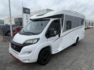 krockskadad bil camper Dethleffs  Globebus GT Power 2023/6