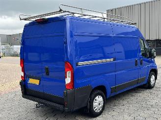 Peugeot Boxer 2.2 BlueHDi 140 S&S L2H2 3.3t picture 4