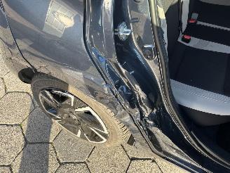 Nissan Micra 1.0 IG-T Tekna picture 9