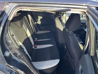 Nissan Micra 1.0 IG-T Tekna picture 10