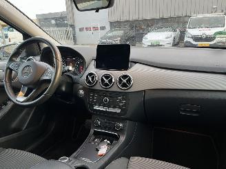 Mercedes B-klasse 180 Prestige AUTOMAAT picture 10