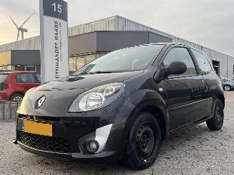 uszkodzony samochody osobowe Renault Twingo 1.2 Dynamique 2009/1